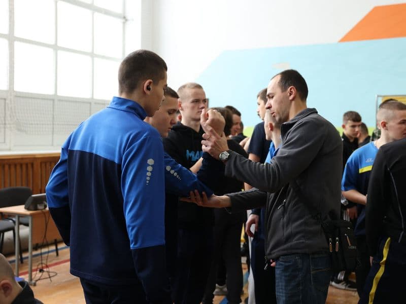 Чемпіонат м. Львова з армрестлінгу серед школярів