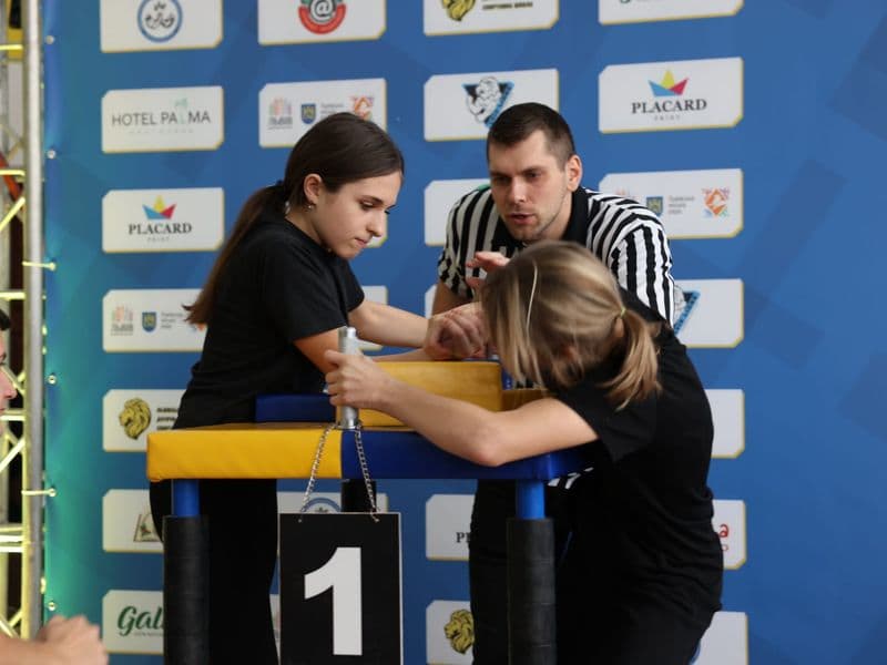 Чемпіонат м. Львова з армрестлінгу серед школярів