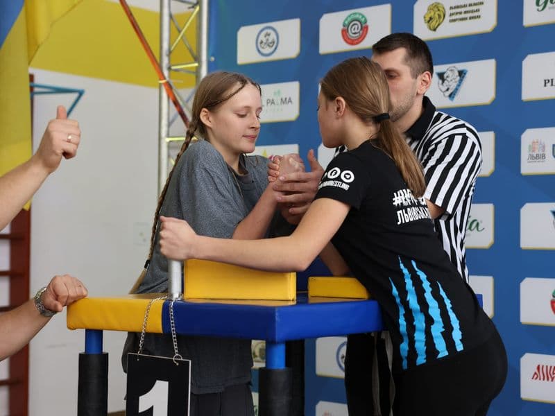 Чемпіонат м. Львова з армрестлінгу серед школярів