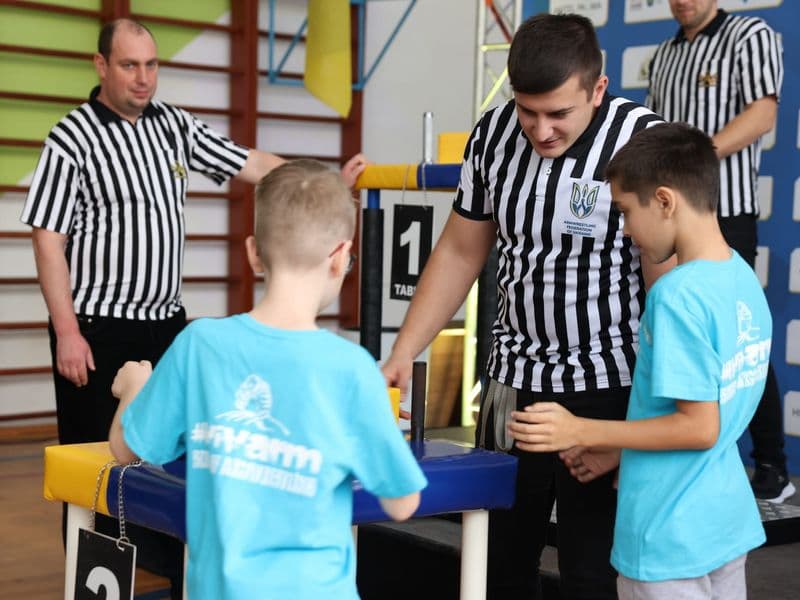 Чемпіонат м. Львова з армрестлінгу серед школярів