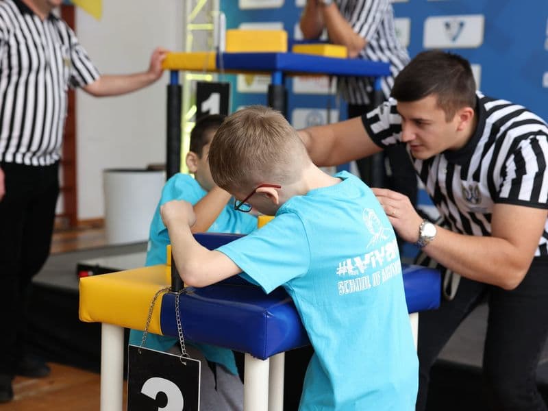 Чемпіонат м. Львова з армрестлінгу серед школярів