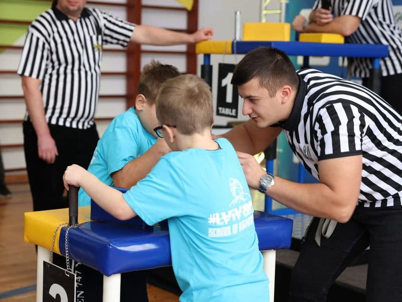 Чемпіонат м. Львова з армрестлінгу серед школярів
