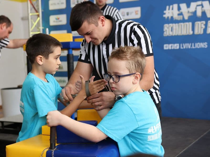 Чемпіонат м. Львова з армрестлінгу серед школярів