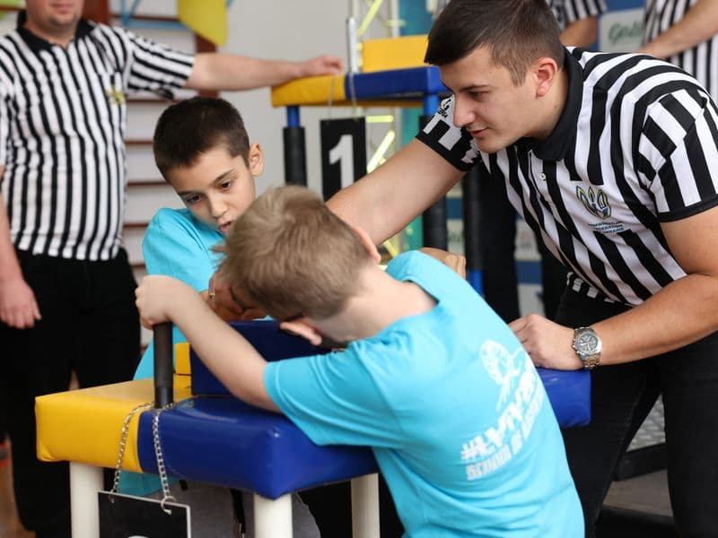 Чемпіонат м. Львова з армрестлінгу серед школярів