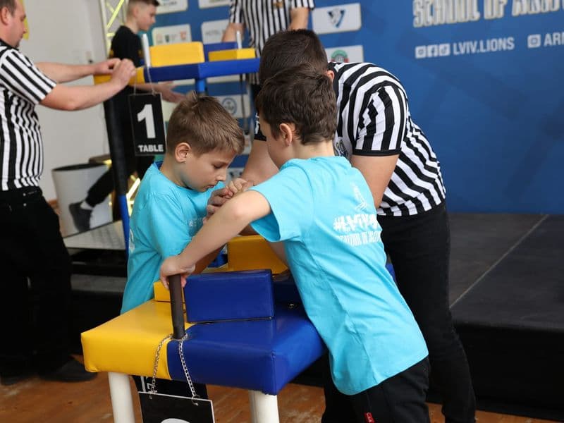 Чемпіонат м. Львова з армрестлінгу серед школярів