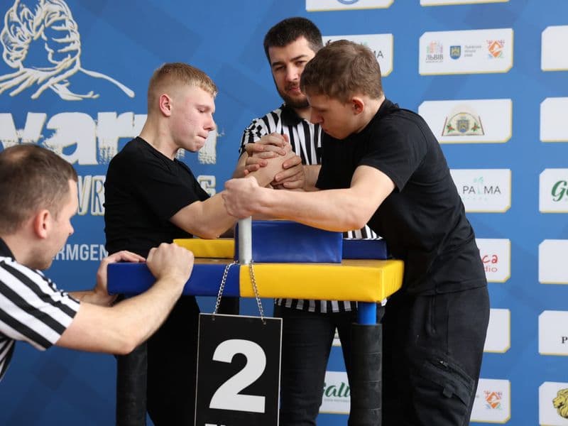 Чемпіонат м. Львова з армрестлінгу серед школярів