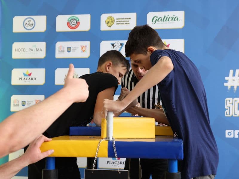 Чемпіонат м. Львова з армрестлінгу серед школярів