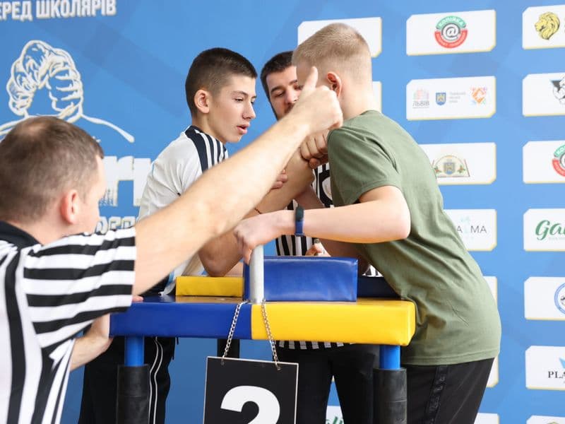 Чемпіонат м. Львова з армрестлінгу серед школярів