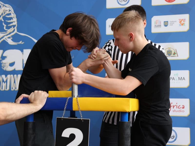 Чемпіонат м. Львова з армрестлінгу серед школярів