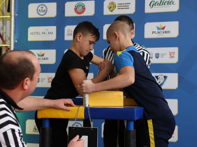 Чемпіонат м. Львова з армрестлінгу серед школярів