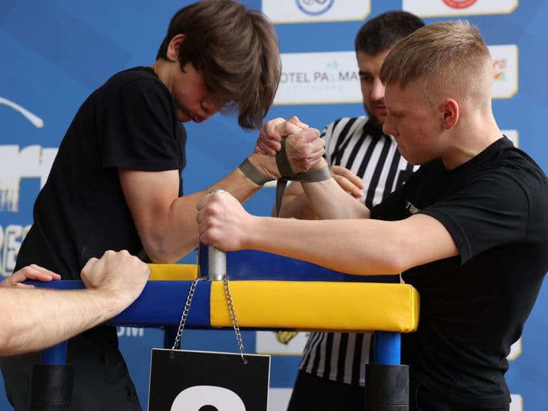 Чемпіонат м. Львова з армрестлінгу серед школярів