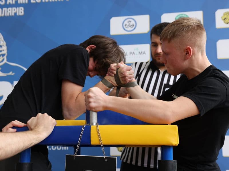 Чемпіонат м. Львова з армрестлінгу серед школярів