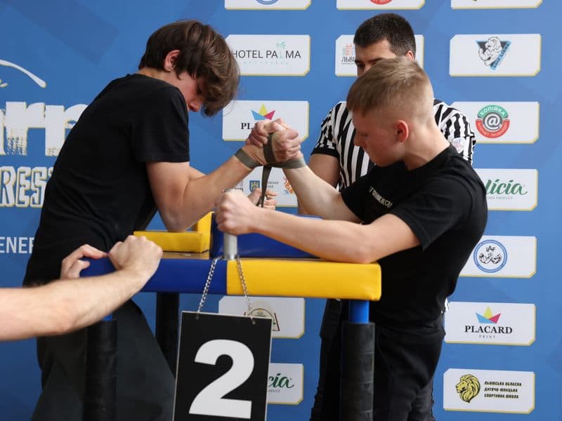 Чемпіонат м. Львова з армрестлінгу серед школярів