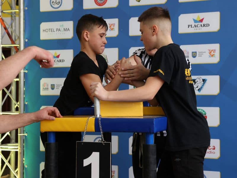 Чемпіонат м. Львова з армрестлінгу серед школярів