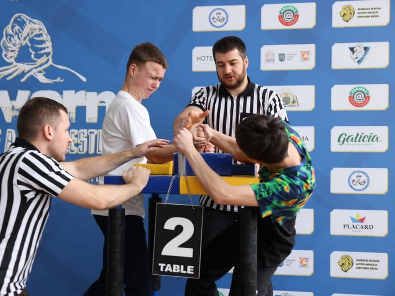 Чемпіонат м. Львова з армрестлінгу серед школярів