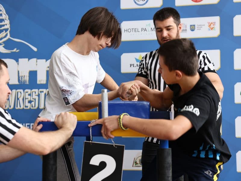Чемпіонат м. Львова з армрестлінгу серед школярів