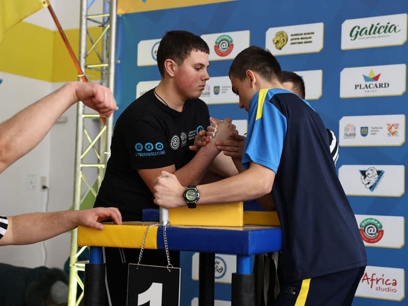 Чемпіонат м. Львова з армрестлінгу серед школярів