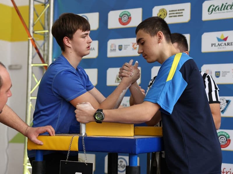 Чемпіонат м. Львова з армрестлінгу серед школярів