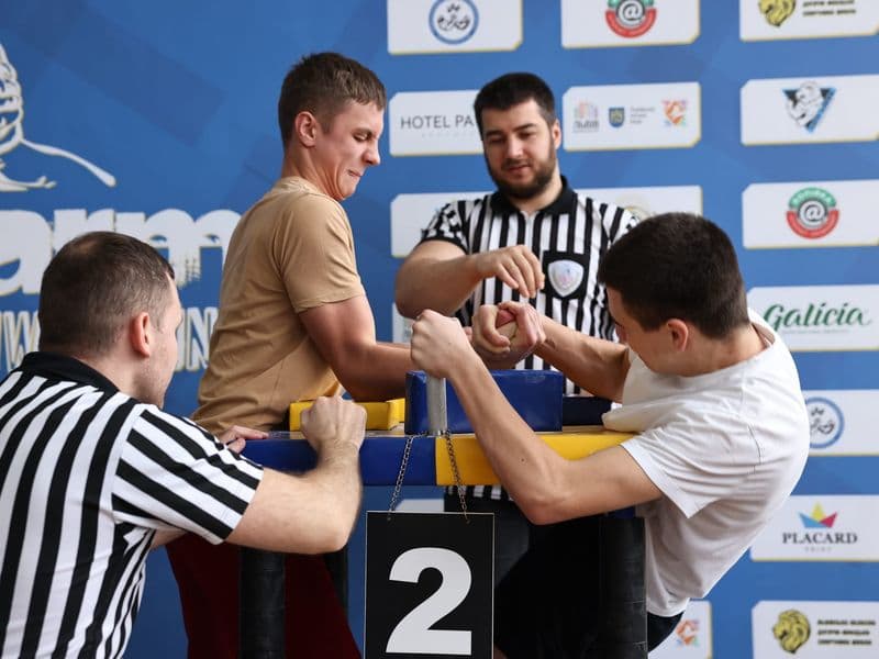 Чемпіонат м. Львова з армрестлінгу серед школярів
