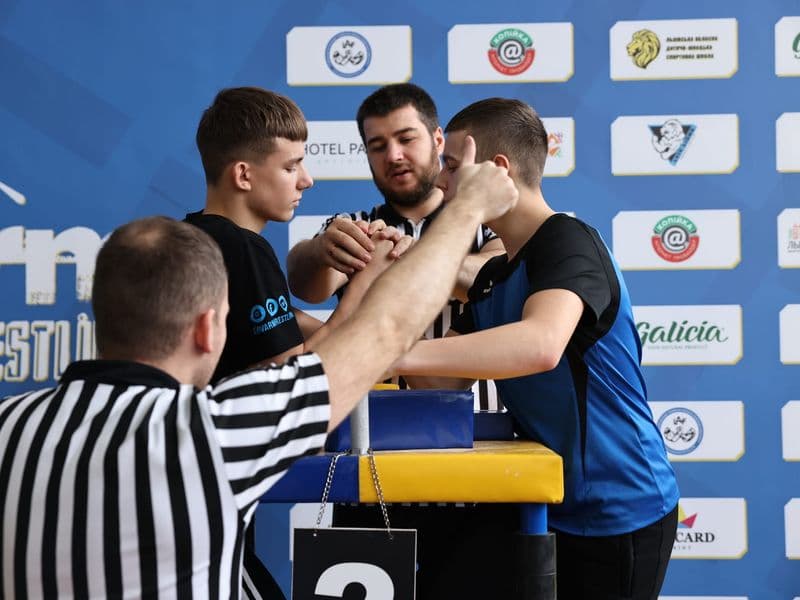 Чемпіонат м. Львова з армрестлінгу серед школярів