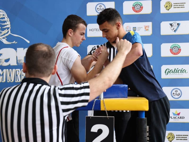 Чемпіонат м. Львова з армрестлінгу серед школярів