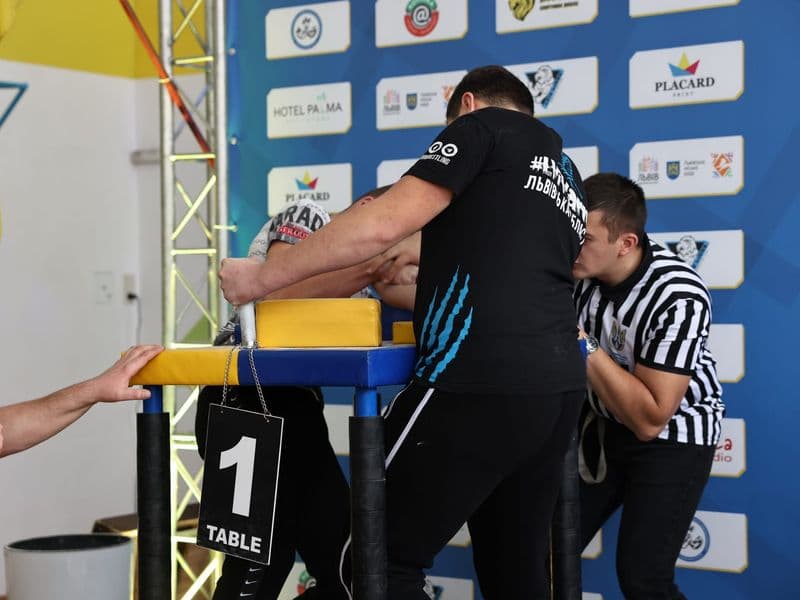 Чемпіонат м. Львова з армрестлінгу серед школярів