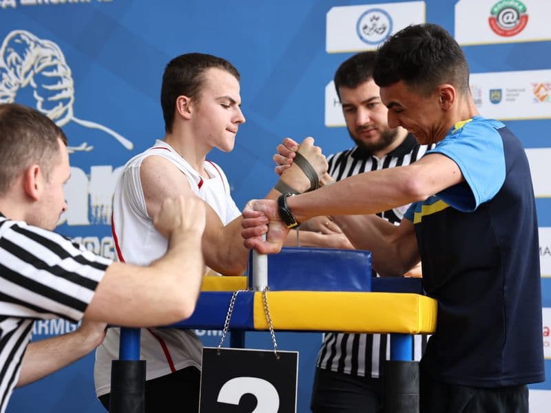 Чемпіонат м. Львова з армрестлінгу серед школярів
