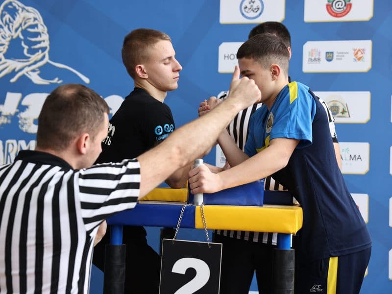 Чемпіонат м. Львова з армрестлінгу серед школярів