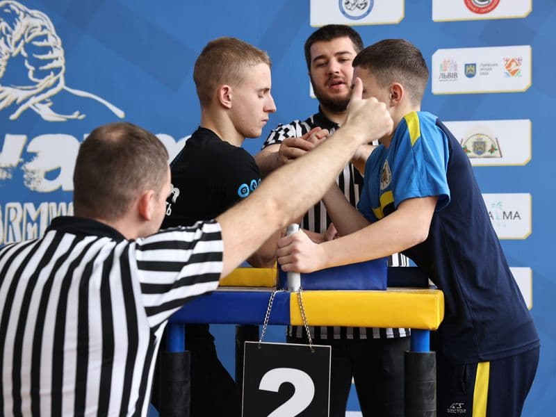 Чемпіонат м. Львова з армрестлінгу серед школярів