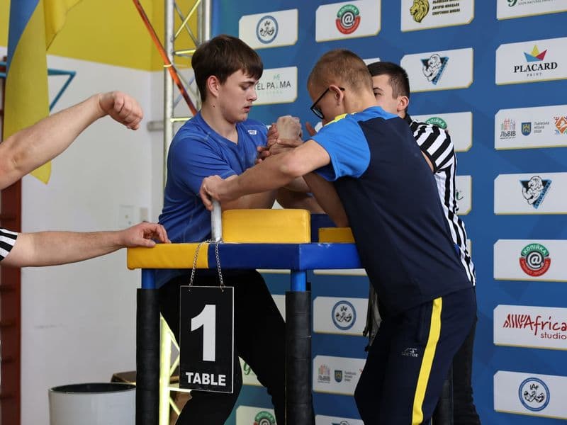 Чемпіонат м. Львова з армрестлінгу серед школярів
