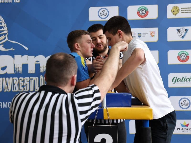 Чемпіонат м. Львова з армрестлінгу серед школярів