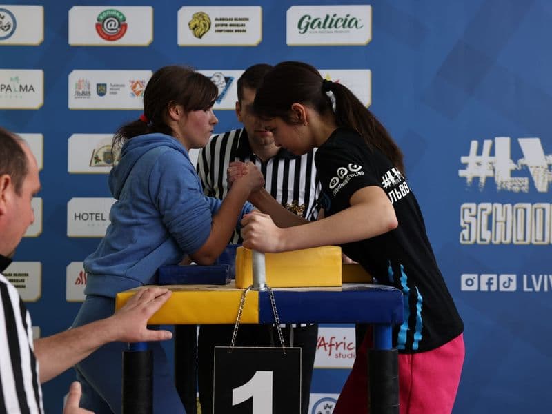 Чемпіонат м. Львова з армрестлінгу серед школярів