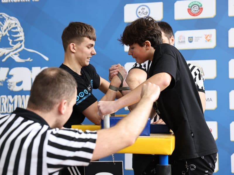 Чемпіонат м. Львова з армрестлінгу серед школярів