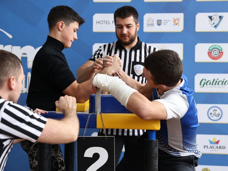 Чемпіонат м. Львова з армрестлінгу серед школярів
