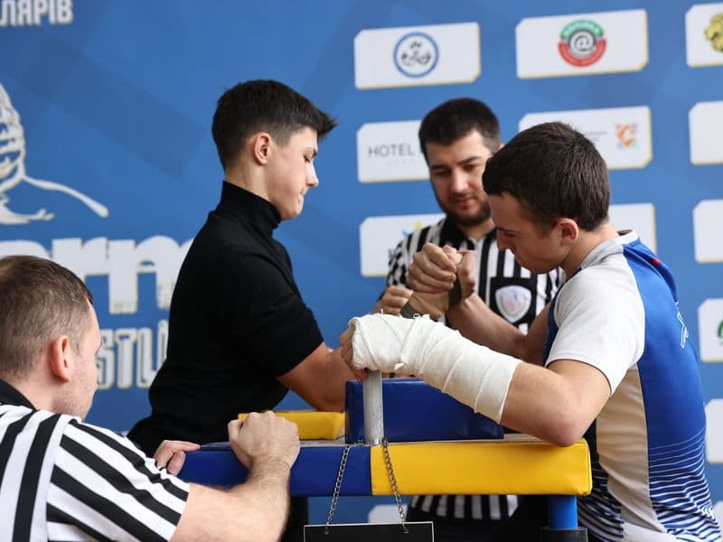 Чемпіонат м. Львова з армрестлінгу серед школярів