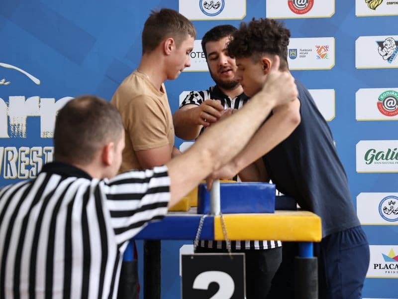 Чемпіонат м. Львова з армрестлінгу серед школярів