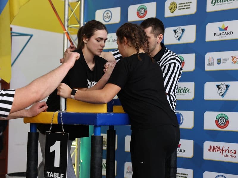Чемпіонат м. Львова з армрестлінгу серед школярів