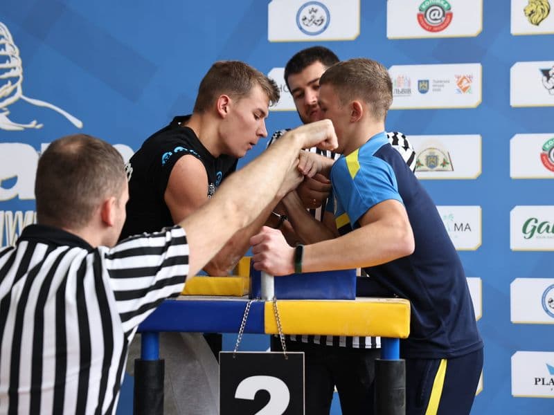 Чемпіонат м. Львова з армрестлінгу серед школярів