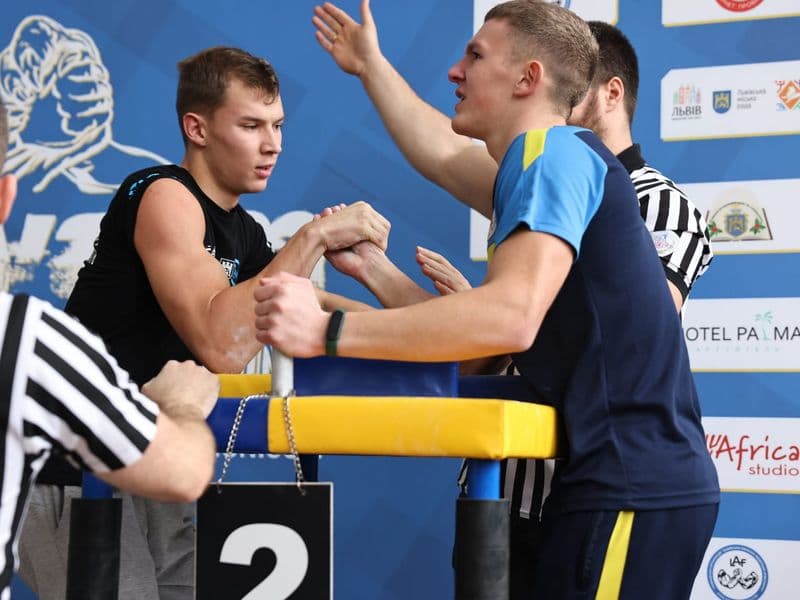 Чемпіонат м. Львова з армрестлінгу серед школярів