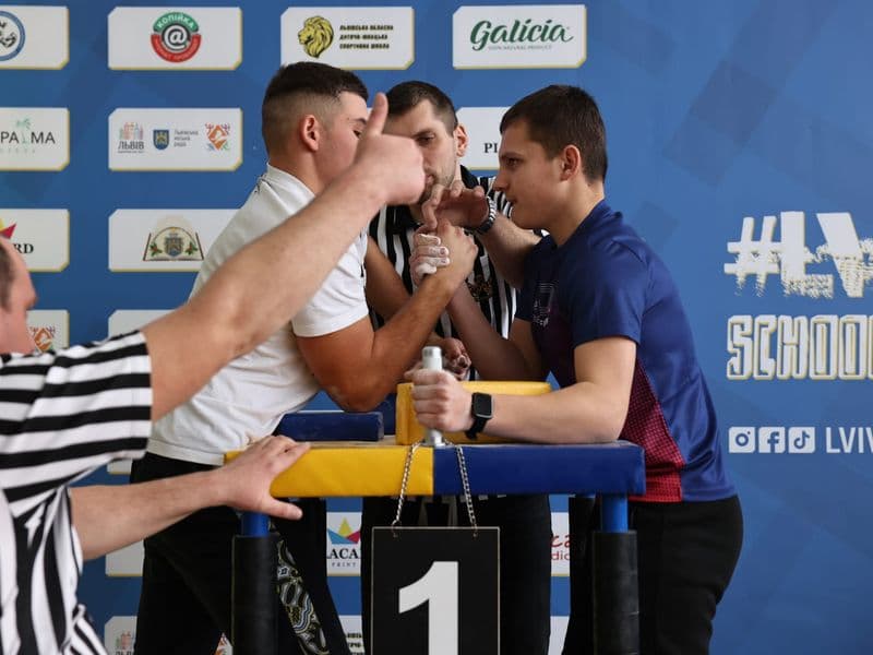Чемпіонат м. Львова з армрестлінгу серед школярів