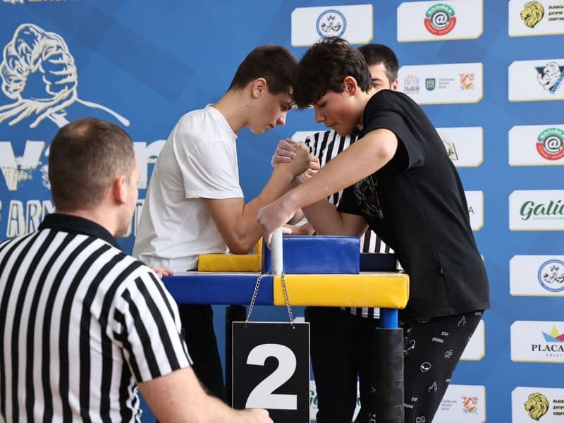 Чемпіонат м. Львова з армрестлінгу серед школярів