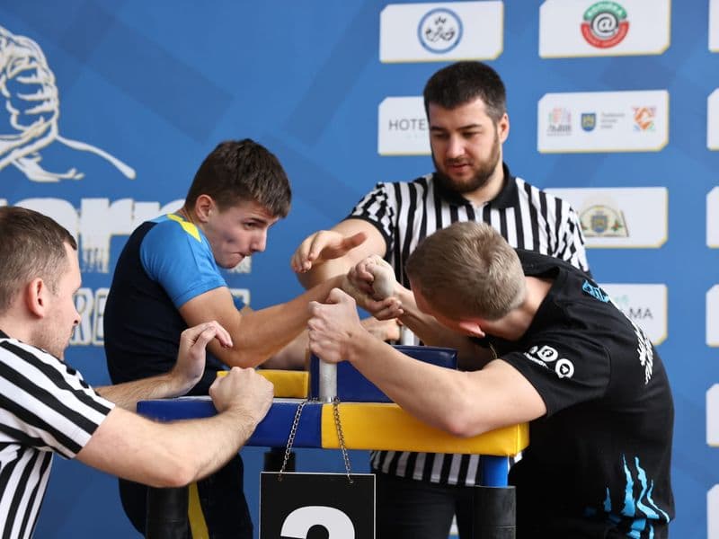Чемпіонат м. Львова з армрестлінгу серед школярів