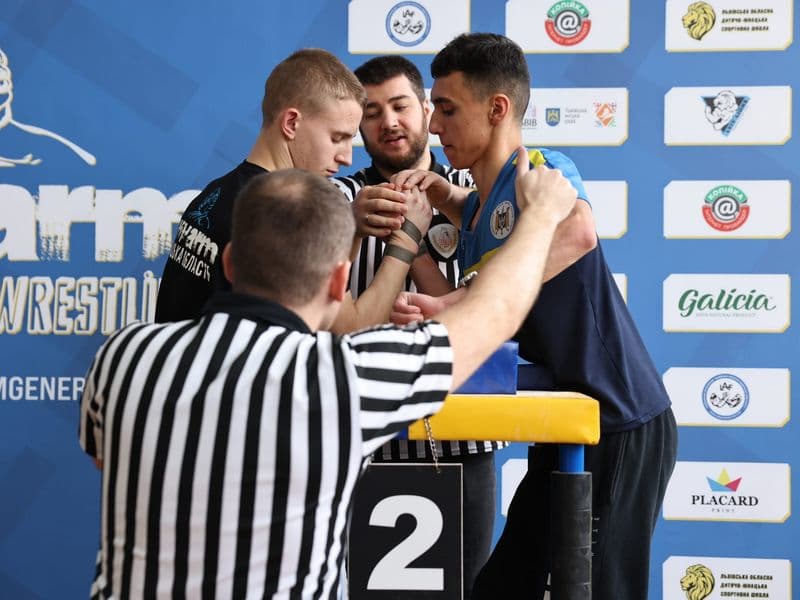 Чемпіонат м. Львова з армрестлінгу серед школярів