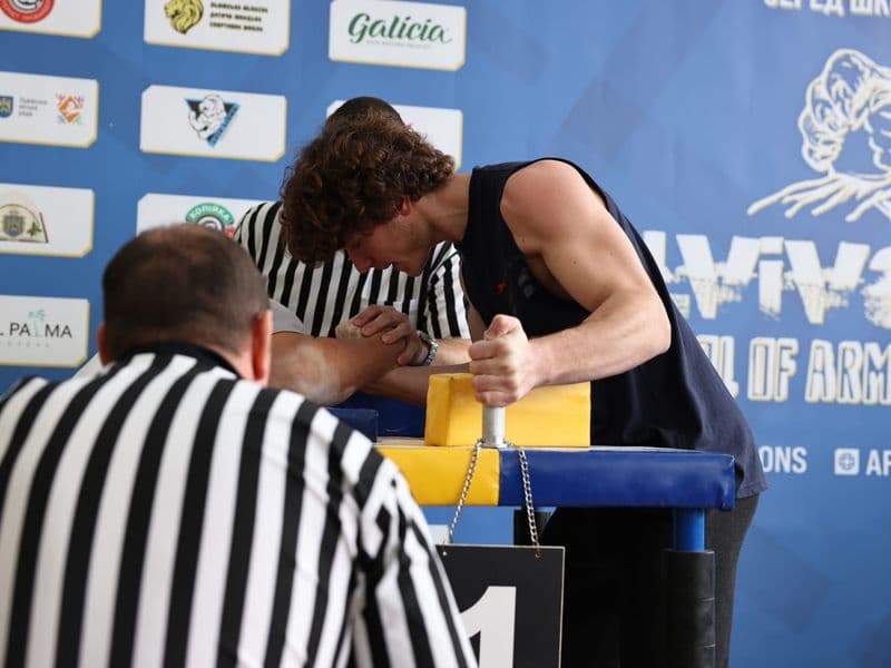 Чемпіонат м. Львова з армрестлінгу серед школярів