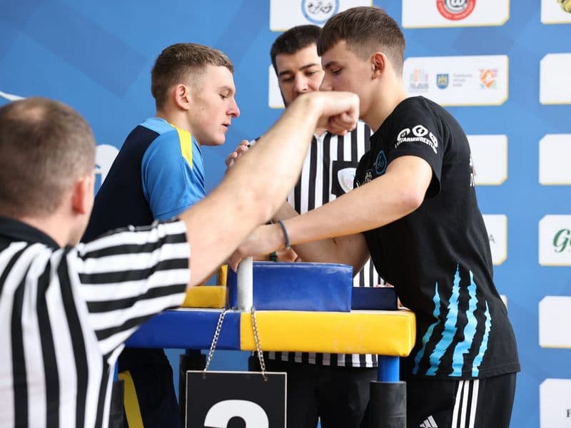 Чемпіонат м. Львова з армрестлінгу серед школярів