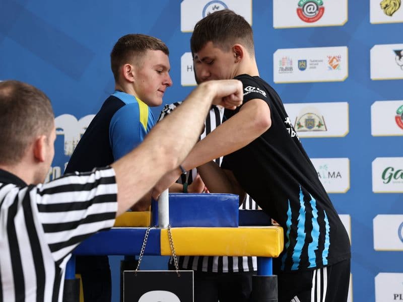Чемпіонат м. Львова з армрестлінгу серед школярів