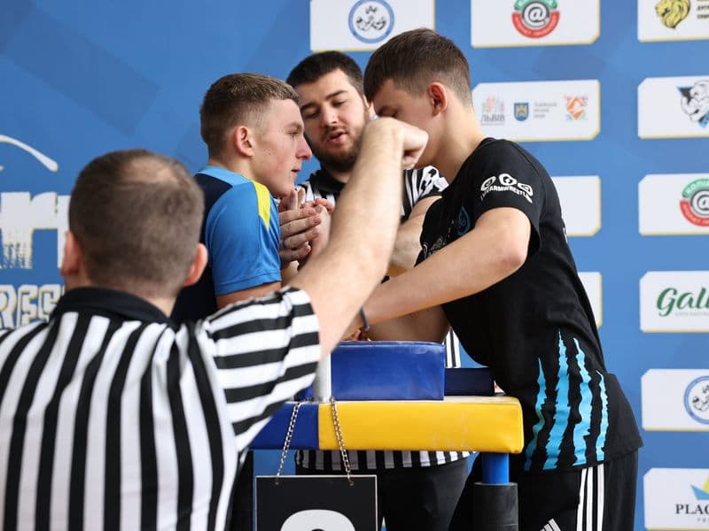 Чемпіонат м. Львова з армрестлінгу серед школярів
