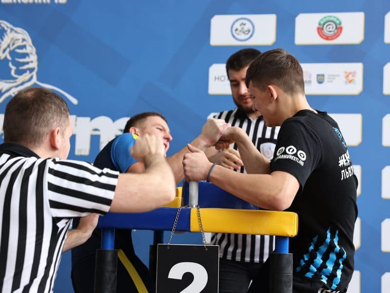 Чемпіонат м. Львова з армрестлінгу серед школярів