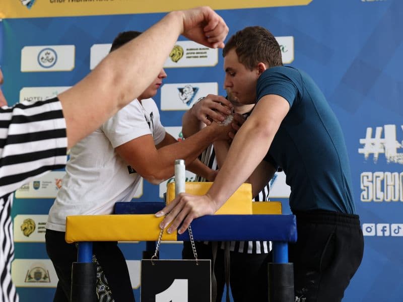 Чемпіонат м. Львова з армрестлінгу серед школярів