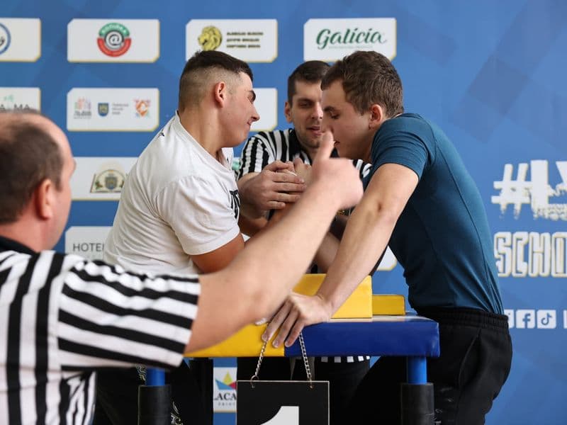 Чемпіонат м. Львова з армрестлінгу серед школярів